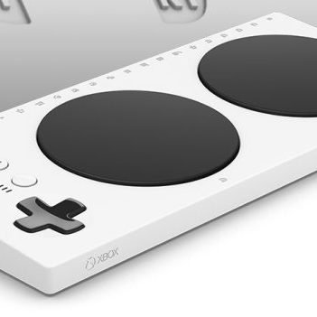 Xbox Adaptive Controller Xbox Adaptive Controller